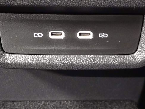 New 2026 Volkswagen Taos SEL AWD/4WD image 39