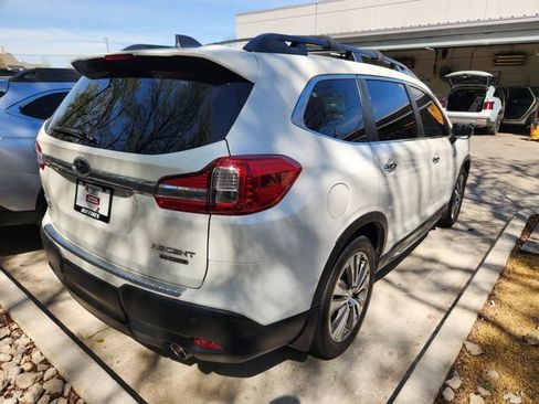 Certified 2022 Subaru Ascent Touring w/ Popular Package #2A image 4