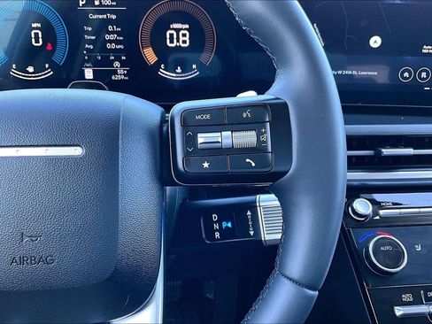 Used 2025 Hyundai Santa Fe XRT AWD/4WD image 19