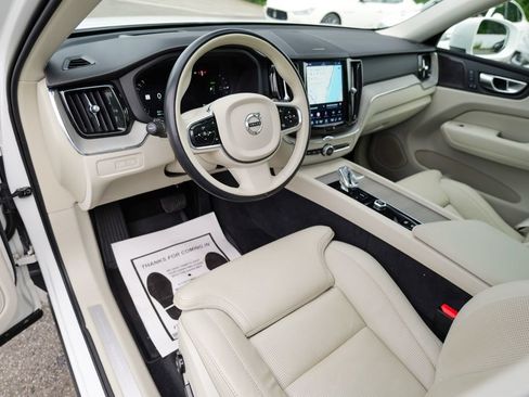 Used 2023 Volvo XC60 T8 Ultimate w/ Climate Package AWD/4WD image 20