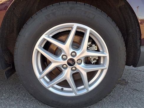 Used 2024 Ford Edge SEL w/ Convenience Package image 41