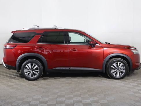 Used 2023 Nissan Pathfinder SL w/ Lighting Package (N92) image 20