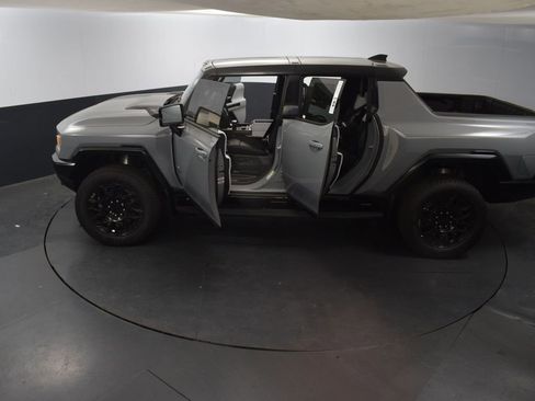 New 2025 GMC Hummer EV 2X image 58