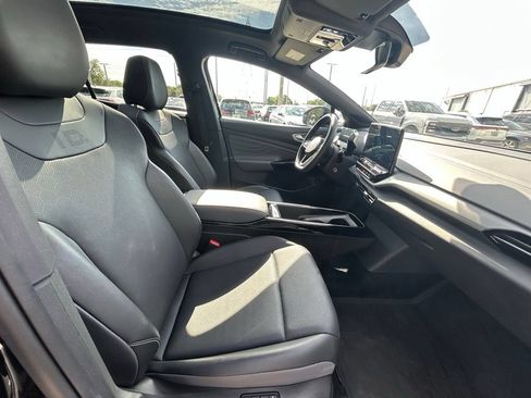 Used 2023 Volkswagen ID.4 S RWD image 36