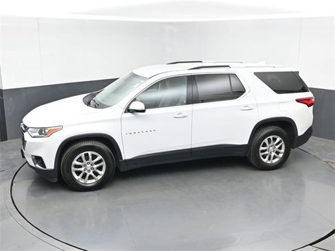 Used 2018 Chevrolet Traverse LT image 40