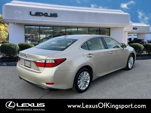 Used 2013 Lexus ES 350 w/ Luxury Pkg image 5