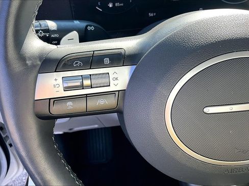 Used 2024 Hyundai Kona Limited image 26