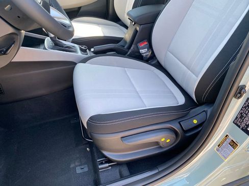 New 2026 Hyundai Venue SEL FWD image 25