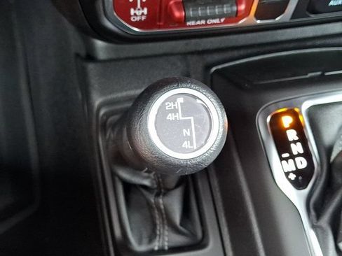 Certified 2026 Jeep Wrangler Sport AWD/4WD image 29