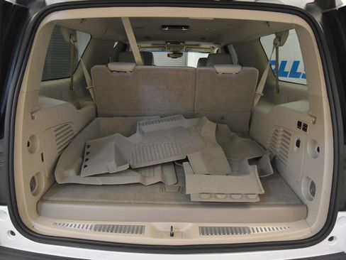 Used 2019 GMC Yukon XL Denali w/ Denali Ultimate Package image 40