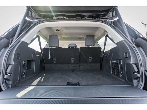 Used 2025 Ford Expedition Max Active image 30