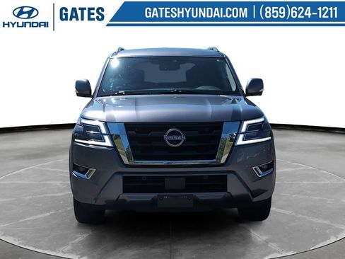 Used 2021 Nissan Armada SL w/ Captain's Chairs Package AWD/4WD image 4