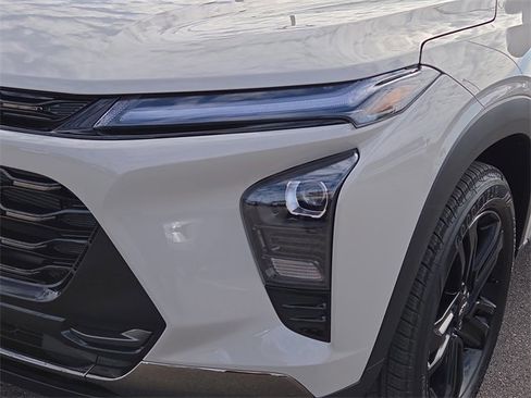 New 2026 Chevrolet Trax ACTIV w/ Sunroof Package image 9