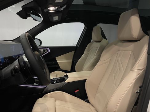 New 2026 BMW X3 xDrive30i w/ Premium Package AWD/4WD image 8
