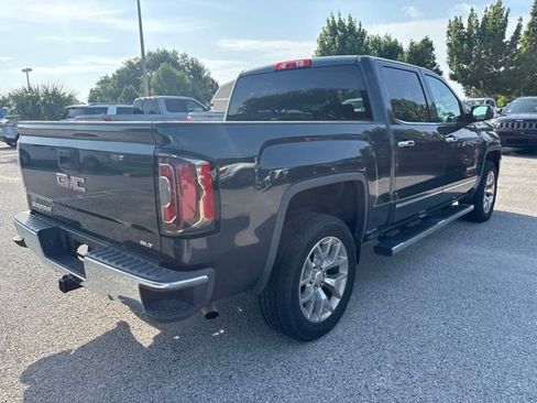 Used 2018 GMC Sierra 1500 SLT w/ SLT Premium Package AWD/4WD image 5