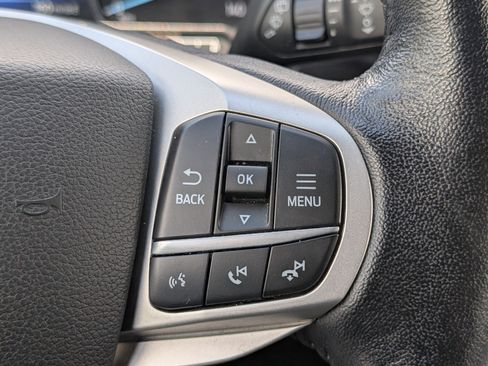 Certified 2021 Ford Explorer XLT w/ Equipment Group 202A AWD/4WD image 25