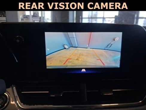 Used 2025 Chevrolet Trax LT image 14