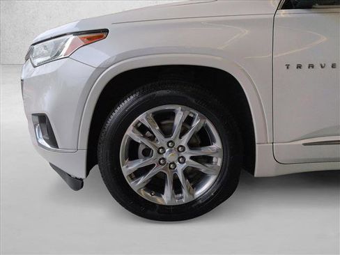 Used 2018 Chevrolet Traverse High Country image 28