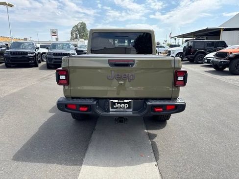 New 2026 Jeep Gladiator Rubicon w/ Safety Group AWD/4WD image 4