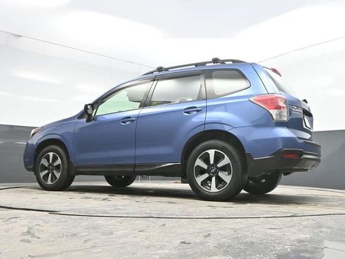 Used 2017 Subaru Forester 2.5i w/ Alloy Wheel Package image 34