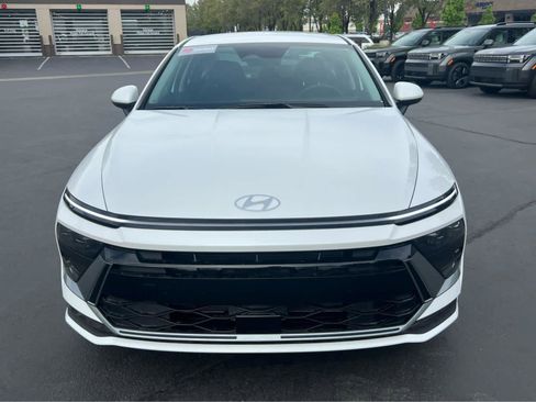 New 2026 Hyundai Sonata SE FWD image 3