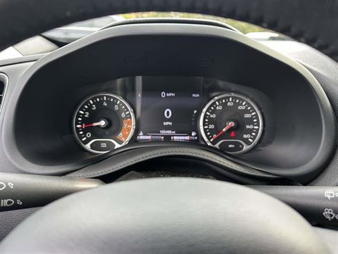 Used 2021 Jeep Renegade Limited image 16