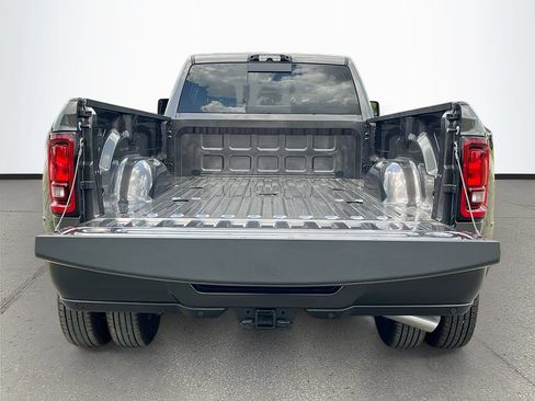 New 2026 RAM 3500 Tradesman AWD/4WD image 24