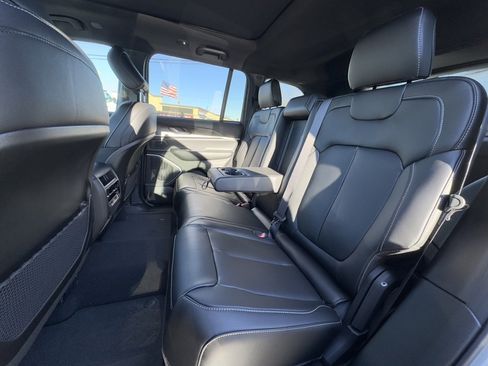 New 2026 Jeep Grand Cherokee Limited image 15