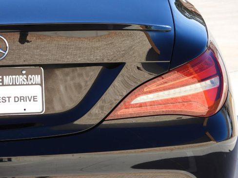 Used 2019 Mercedes-Benz CLA 250 image 21