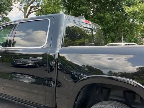 Used 2019 RAM 1500 Limited AWD/4WD image 4