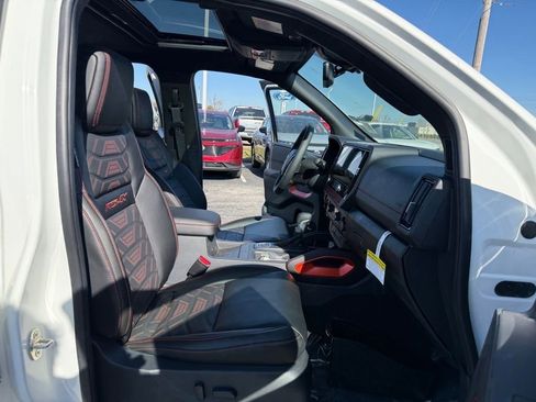 New 2026 Nissan Frontier PRO-4X w/ Pro Premium Package AWD/4WD image 24