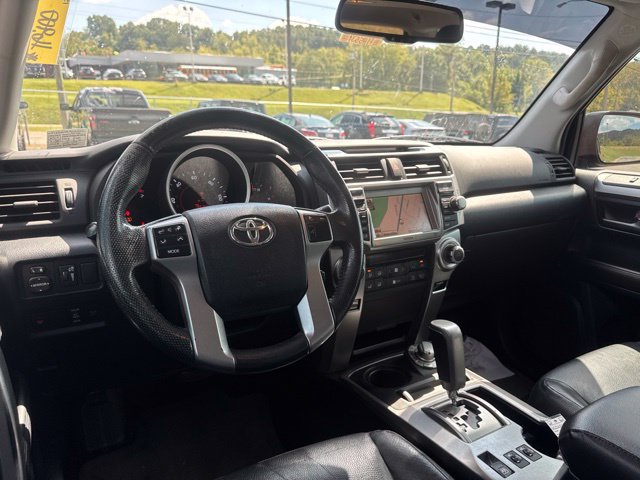 Used 2011 Toyota 4Runner Limited AWD/4WD image 11