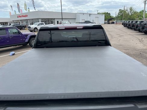 Used 2021 GMC Sierra 1500 SLT AWD/4WD image 7