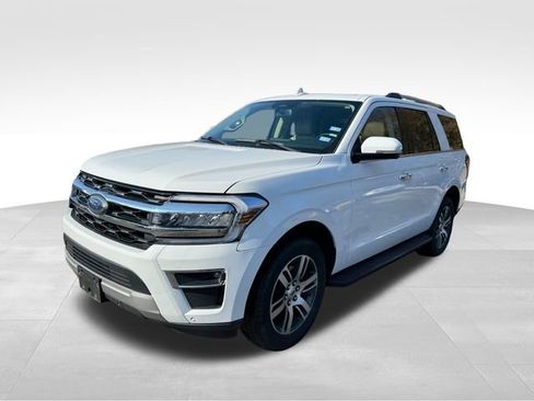 Used 2024 Ford Expedition Limited image 5