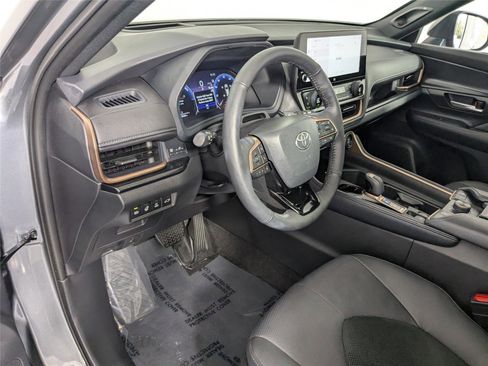 Certified 2026 Toyota Grand Highlander AWD Hybrid image 9