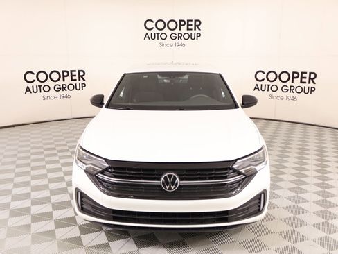 Used 2023 Volkswagen Jetta Sport FWD image 8