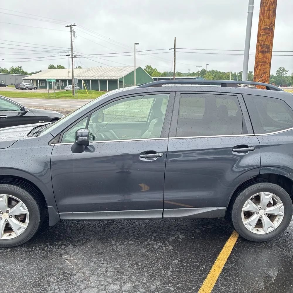 Used 2014 Subaru Forester 2.5i Touring w/ Protection Package #2 AWD/4WD image 4