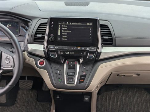 Used 2024 Honda Odyssey EX-L image 17