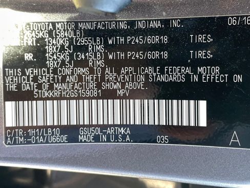 Used 2016 Toyota Highlander XLE FWD image 32
