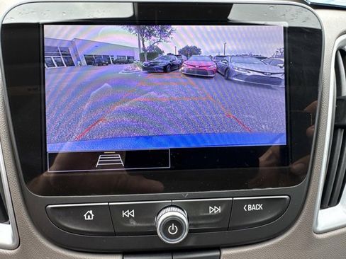 Used 2023 Chevrolet Malibu LT image 29