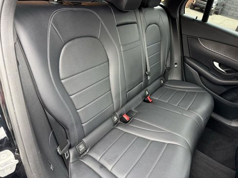 Used 2018 Mercedes-Benz GLC 300 4MATIC image 8