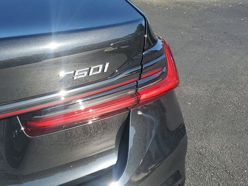 Used 2022 BMW 750i xDrive 750i xDrive w/ Executive Package image 25