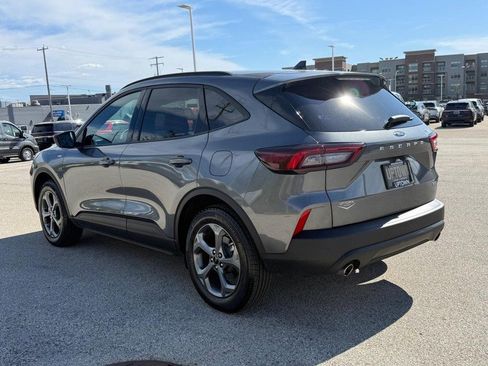 Certified 2026 Ford Escape ST-Line w/ Tech Pack #1 AWD/4WD image 9