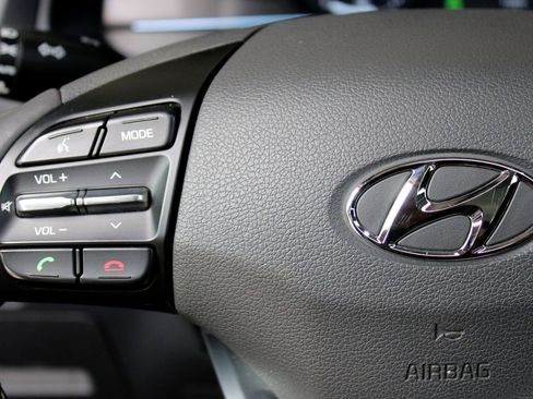 Used 2017 Hyundai Ioniq Limited w/ Ultimate Package 03 FWD image 28