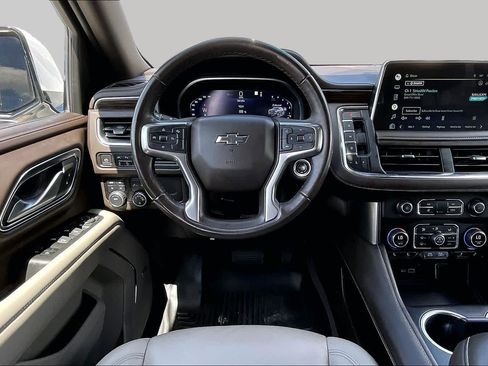 Used 2022 Chevrolet Tahoe Z71 AWD/4WD image 6