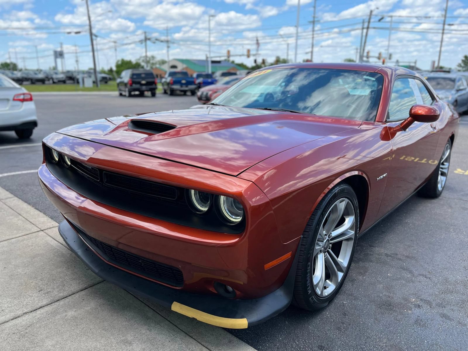 Used 2021 Dodge Challenger R/T RWD image 2