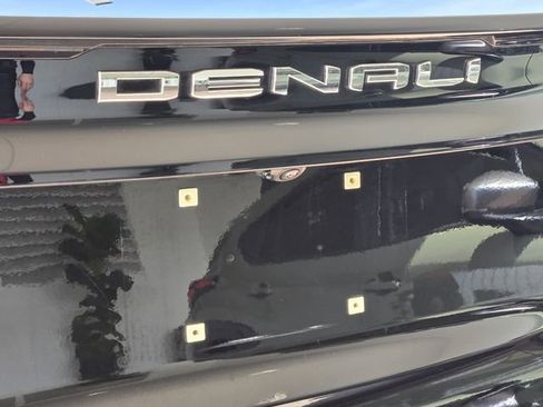 Certified 2024 GMC Acadia Denali w/ Super Cruise Package AWD/4WD image 10