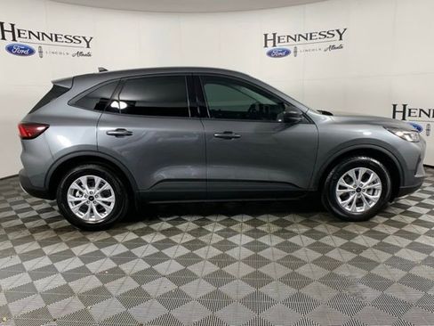 Used 2025 Ford Escape Active w/ Tech Pack #1 image 9