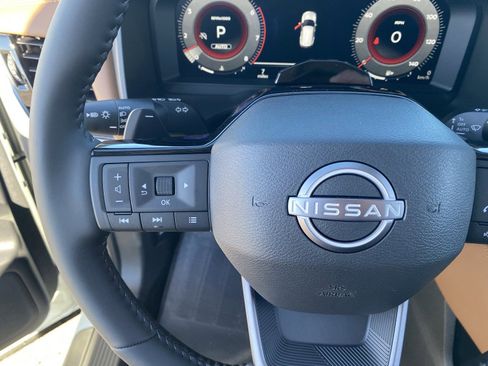 New 2026 Nissan Rogue Platinum w/ Tech Package AWD/4WD image 24