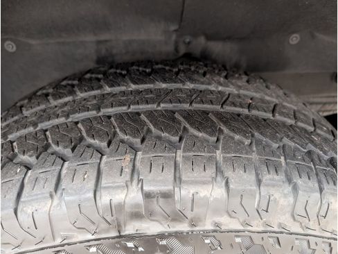 Used 2024 Chevrolet Silverado 1500 LTZ w/ Technology Package image 23